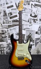 Fender Custom Shop ~Custom Collection~1964 Stratocaster Journeyman Relic -3 Color Sunburst-_2