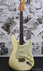 Fender Custom Shop MBS 1960 Stratocaster Journeyman Relic -Aged Olympic White with Grey Base Coat- by Vincent Van Trigt_2