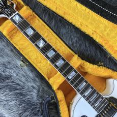 Gibson Les Paul Custom w/Ebony Fingerboard Alpine White_2