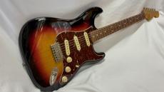 Squier Classic Vibe '60s Stratocaaster 3TS_2