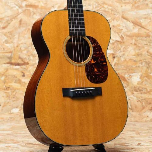 Martin OO-18V 2013