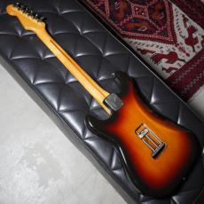Fender 1987-1988 American Standard Stratocaster 3-Color Sunburst_4