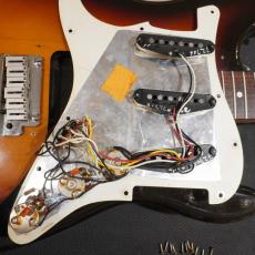 Fender 1987-1988 American Standard Stratocaster 3-Color Sunburst_10