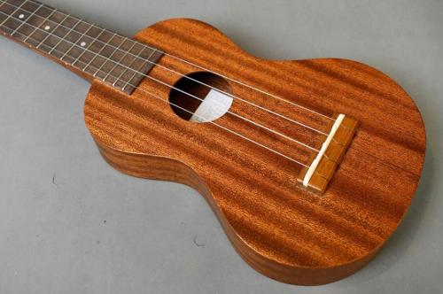 Famous FS-0 Soprano
