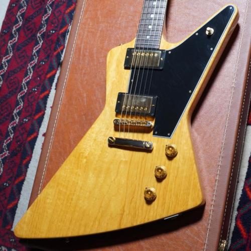 Gibson Custom Shop 1958 Korina Explorer Reissue VOS Black Pickguard Natural