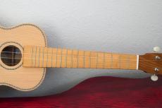 Yokoyama Guitars 【和材】Concert / YU「樅 / もみ」#174_4