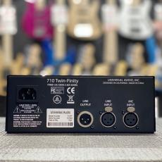 Universal Audio 710 Twin-Finity Tone-Blending Mic Preamplifier【ベース館取り扱い】_2