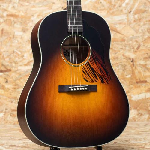 IRIS GUITAR COMPANY The DF Model Adirondack Spruce Tobacco Burst