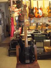 Fender PRECISION BASS (1976)_2