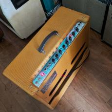 Fender  Hot Rod DeVille 212 Tweed (国内正規100V)_3