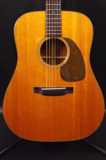 Martin D-18