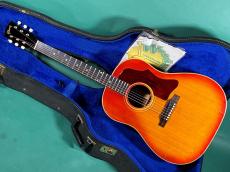 Gibson J-45 CS