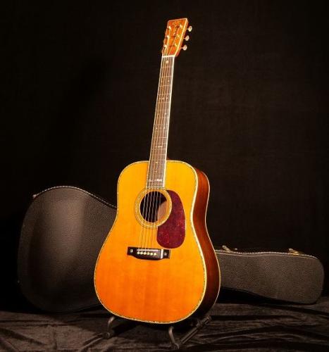 Martin 200th Anniversary D-45 Commemorative【世界限定200本 CFマーチン生誕200周年記念モデル】解説試奏動画ご覧下さい。