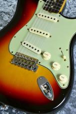 Fender Custom Shop Limited Edition 1963 Stratocaster Journeyman Relic / Bleached 3Color Sunburst [3.42kg]_11