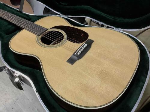 Martin 000-28　Standard　Pickup 　【アンプに繋げる マーチン 00028　スタンダード 】