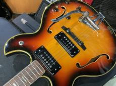 Ventura  CONRAD ギター_5