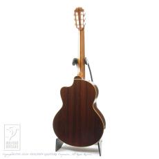Lowden S-32J (Nylon Strings)_4