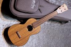 Martin 0XK Concert Uke #12462【コンサート】【HPLボディ】【柔らか鳴り】【豪華ケース付き!】【池袋店在庫品】_2