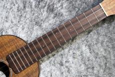 Martin 0XK Concert Uke #12462【コンサート】【HPLボディ】【柔らか鳴り】【豪華ケース付き!】【池袋店在庫品】_9