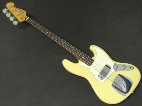Fender Laura Lee Jazz Bass Rosewood Fingerboard Vintage White