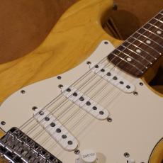 Fender Vintage series 70s Stratocaster_3