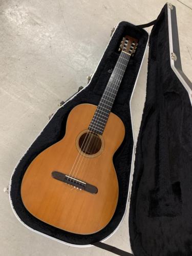 Martin OO-18C  1963年製 Newyorker Style Nylon弦仕様!