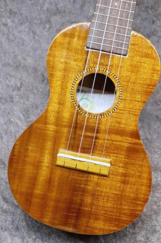 Famous FS-8LN【ソプラノ/14Fジョイント】【現物写真】【Famousフェア!! / 池袋店ウクレレフロアリニューアル! 】