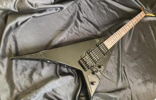 Grover Jackson RRA-52 Randy Rhoads V