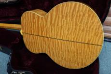 Gibson SJ-200 Montana Gold / Grover Imperial Gold  Peg・ Montana Head Inlay・Solid AAA Spruce Top・Solid Amazing Quilted Maple Side and Back・Ebony Fingerboard and Mustache Bridge 【With Original Hard Case】 2000年_5