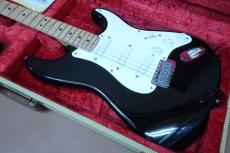 Fender Custom Shop U.S.A  Custom  Shop Eric Clapton Signature “ Blackie “ Stratocaster Model / Solid Alder Body・One Piece Flame Maple Neck・ Lace Sensor Pickup X3 3(Control:Vol・TBX・Mid booster) 【With Original Hard Case】 _2