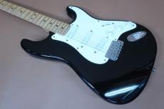 Fender Custom Shop U.S.A  Custom  Shop Eric Clapton Signature “ Blackie “ Stratocaster Model / Solid Alder Body・One Piece Flame Maple Neck・ Lace Sensor Pickup X3 3(Control:Vol・TBX・Mid booster) 【With Original Hard Case】 _3