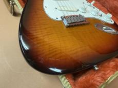 Fender Custom Shop U.S.A 35th Anniversary Stratocaster / Original Sperzel Peg・Solid Flame Maple Top and Alder Back・Bird’s Eye Maple Neck・Ebony Fingerboard・Lace Sensor Pickup With Boost SW【With Hard Case】1989年～1991年製 　EX_11