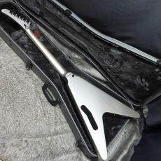 Gibson Dave Mustaine Flying V EXP Silver Metallic_3