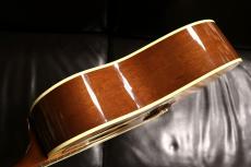 Gibson 1960's J-50 【2022年製】【アジャスタブルサドルのワイルドなサウンド!】_9