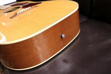 Gibson 1960's J-50 【2022年製】【アジャスタブルサドルのワイルドなサウンド!】_11