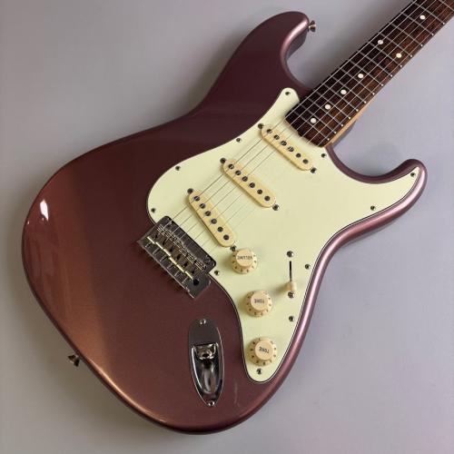 Fender Hybrid 60s stratocaster　Burgundy Mist