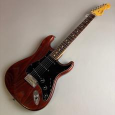 Fender FSR American Standard Hand Stained Ash Stratocaster　Wine Red_2