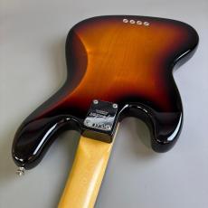 Fender AM PRO JB_10