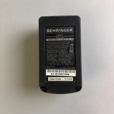 BEHRINGER VD400_5