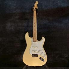 Fender Japan ST-33 ivory E serial【3.69kg】_3