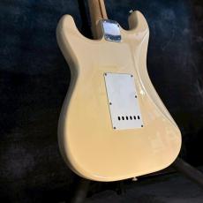 Fender Japan ST-33 ivory E serial【3.69kg】_8