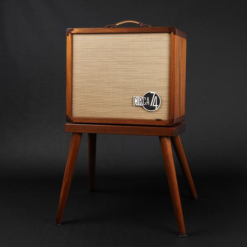 Taylor Circa 74 AV150-10 Acoustic Amp and Vocal System / Mahogany with stand【出力150w】
