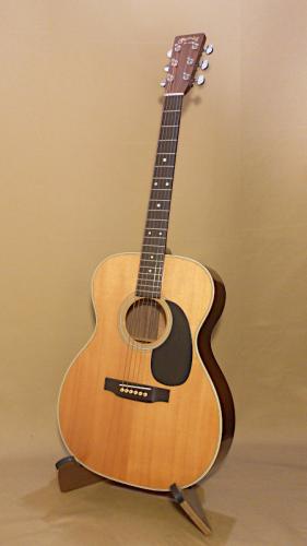 Martin 000-28