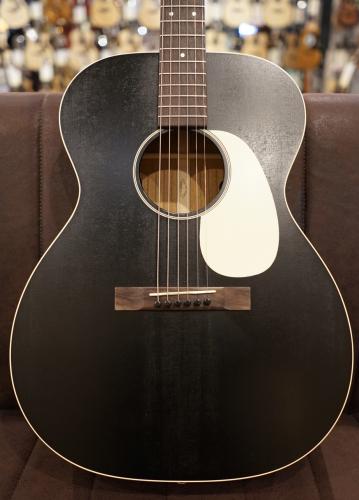 Martin 【紹介動画あり】000-17E Black Smoke S/N 3051166【オールラウンダー】【高性能PU】