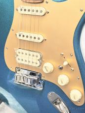Fender 【限定モデル】FSR American Ultra II Stratocaster HSS -Aurora Metallic Flop-【US25032843】【3.82kg】_9