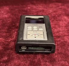 EDIROL R-09HR WAVE/MP3 RECORDER_3