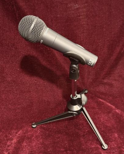 BEHRINGER XM8500 ULTRAVOICE