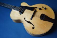 Yuhei Sunami 16" Archtop_3