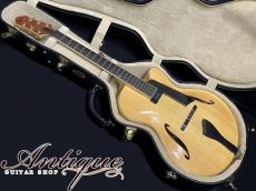 Benedetto Guitars 16-B Custom 2013年製 European Spruce & Figured Maple w/Burl Headstock EX+++ "One-Off Special Spec"