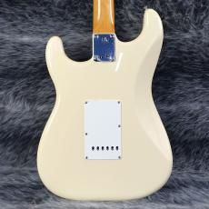 Fender Vintera II 60s Stratocaster Olympic White_2